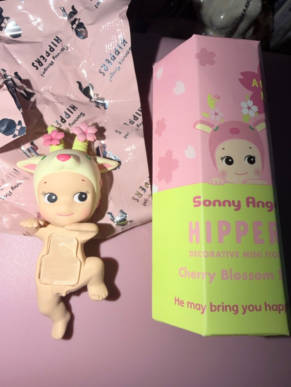 Sonny Angel cherry Blossom Pink hipper reindeer